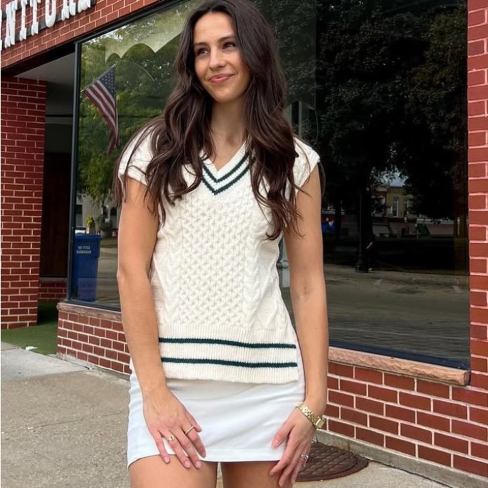 Sweater vest